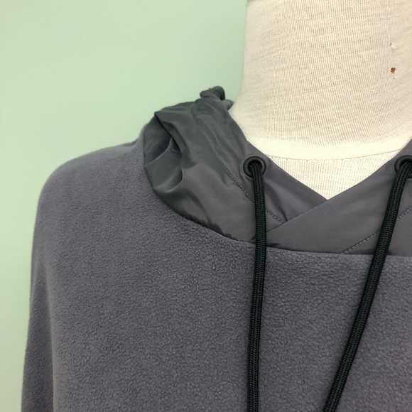 Reebok | Men's Micro Fleece Hoodie | Grey | Large - Picture 3 of 5